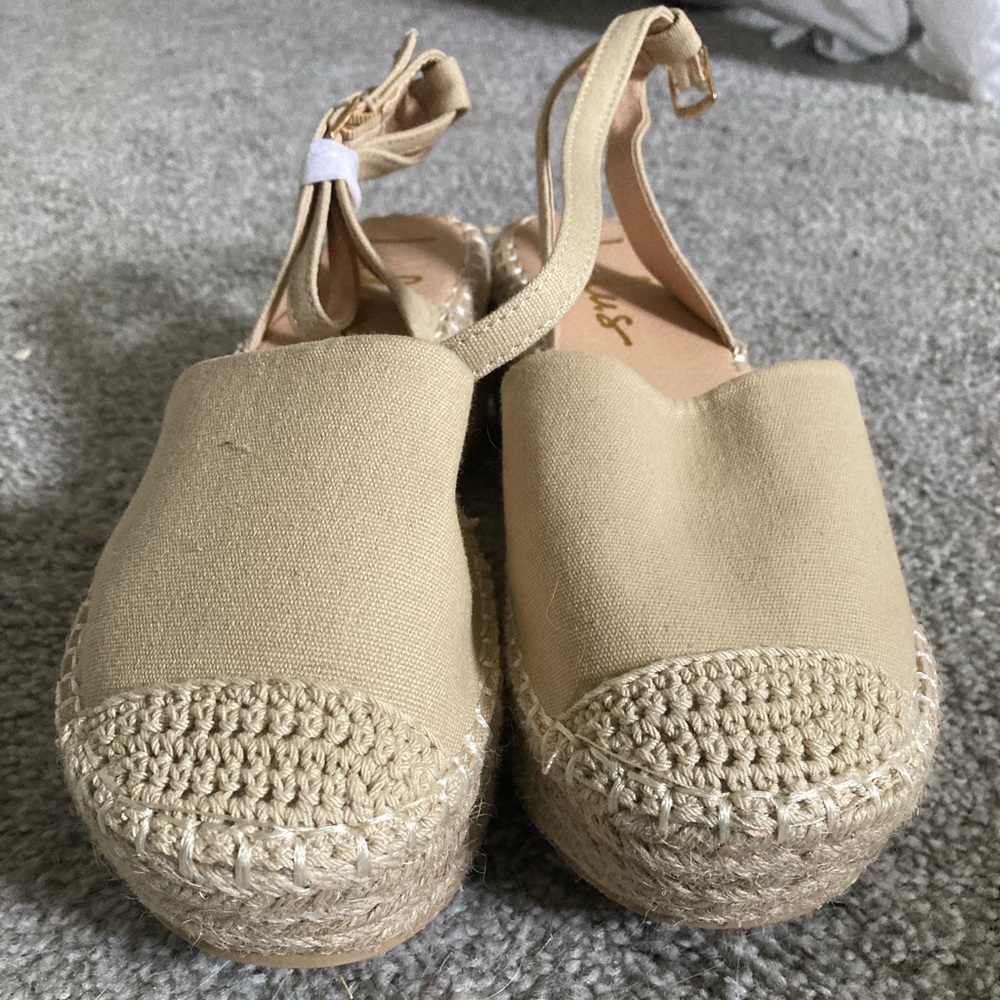 Never Worn Lulu’s Natural Woven Wedges
